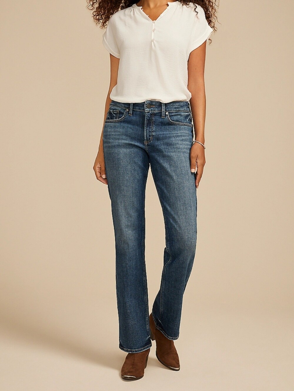 **NWT** Suki Mid-Rise Bootcut by Silver Jeans 32/31